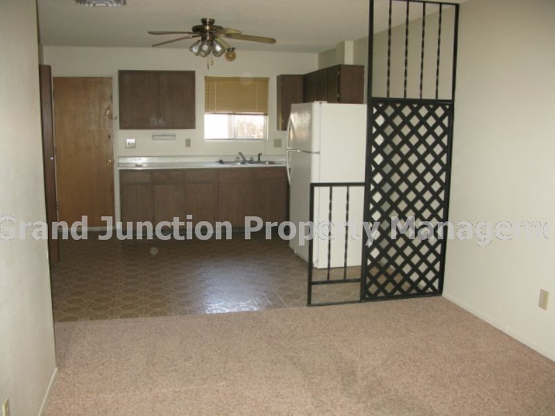 2nd image of 1547 Texas Ave