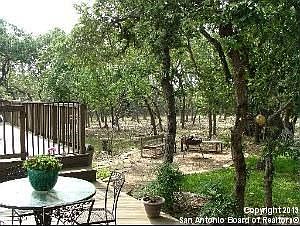 4th image of 207 Country Meadow Dr