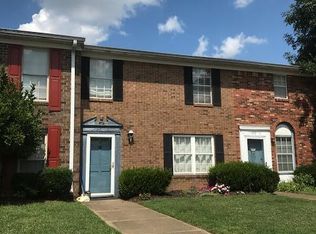 202 Honeysuckle Ln, Bardstown, KY 40004