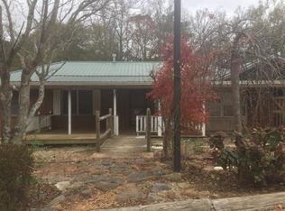657 Valley View Dr, Forest Park, GA 30297