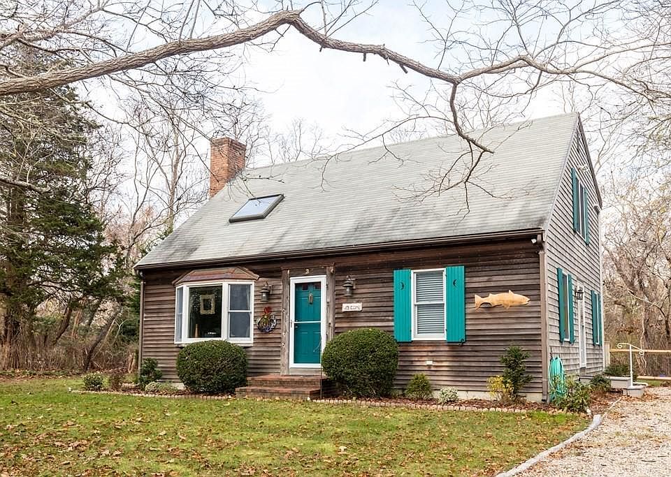 1st image of 3 Johanna Ln
