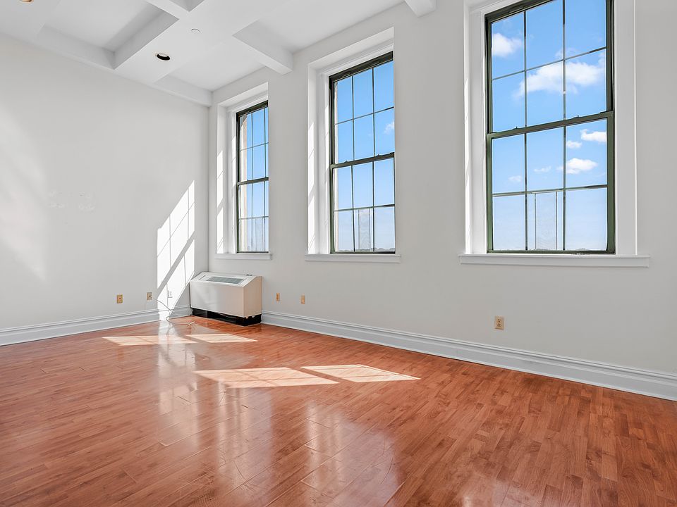 1st image of 45-02 Ditmars Blvd #537