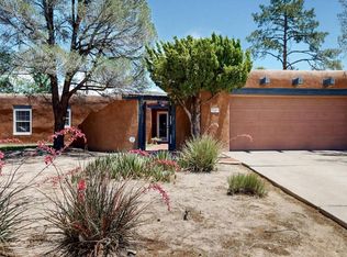 1920 Morningside Dr NE, Albuquerque, NM 87110