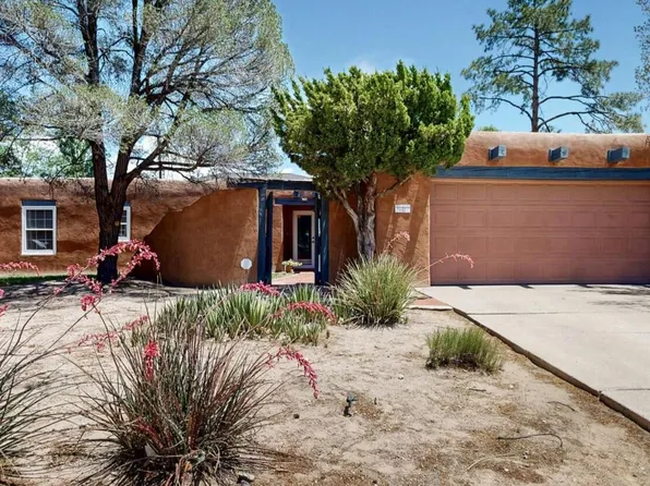 1920 Morningside Dr NE, Albuquerque, NM 87110