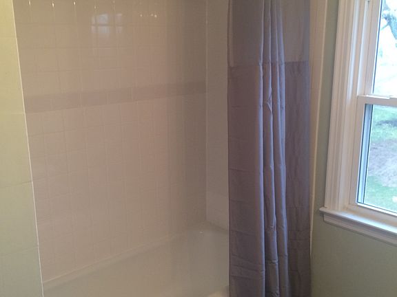 5th image of 822 Franklin Ave