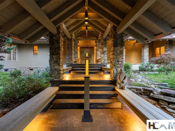 264 Upper Brushy Face Road, Highlands, NC 28741