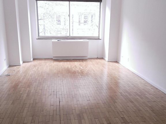2nd image of 250 W 90th St APT 3G