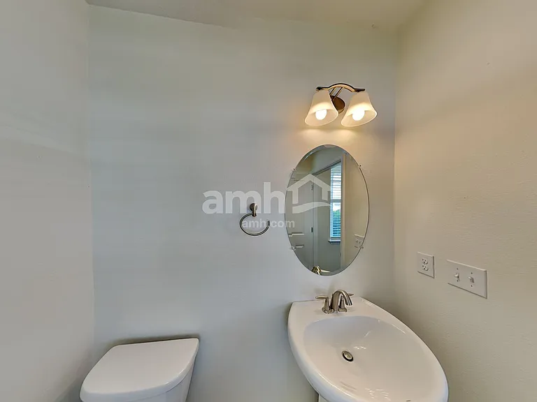 4434 Windy Hammock Way — Photo 6