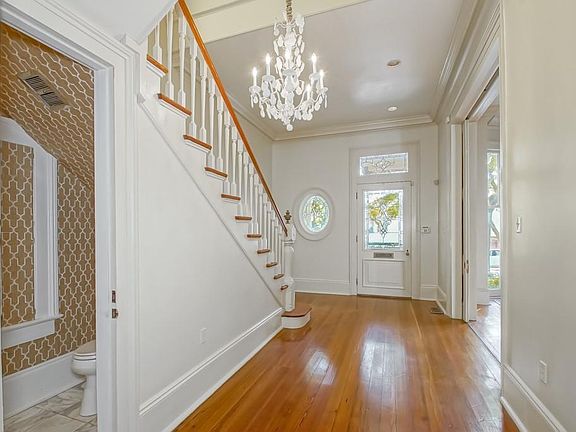 5th image of 2833 Chestnut St