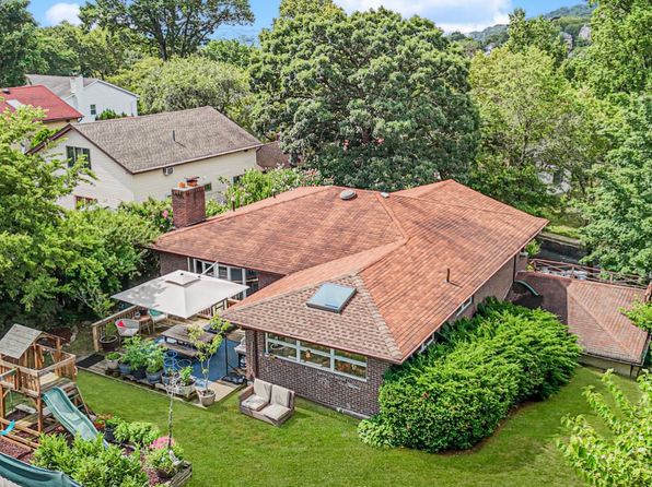15 Nixon Ave