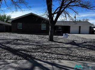 404 Chico Dr, Roswell, NM 88201