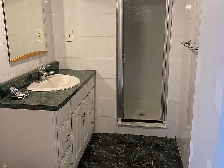 5003 Bell Blvd — Photo 13