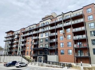 302 Essa Rd #306, Barrie, ON L9J 0H3