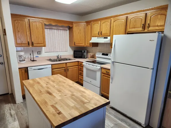 2711 N Halifax Ave, Daytona Beach, FL