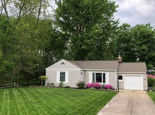 23184 Mastick Rd, North Olmsted, OH 44070