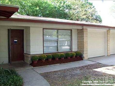 1st image of 410 Redcliff Dr