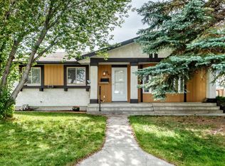 947 N Maitland Way NE, Calgary, AB T2A5M8