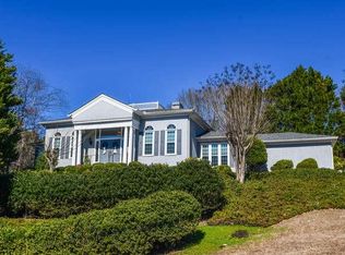 2901 Club Pl, Gainesville, GA 30506