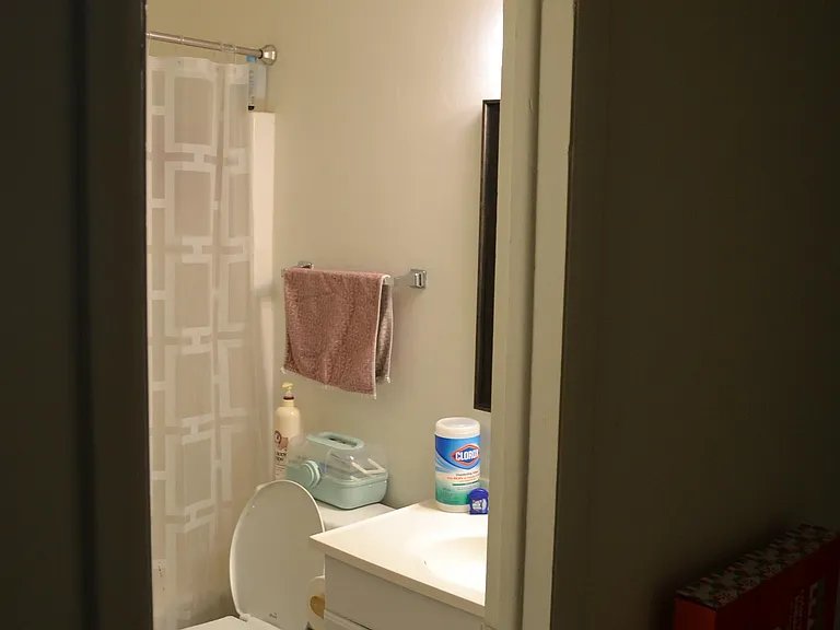 412 Westwood Dr — Photo 7