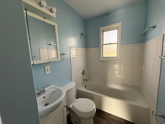 4th image of 3718 Charloe Ct