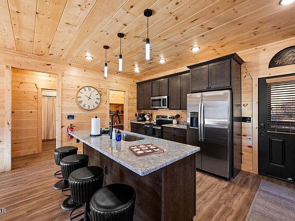 5th image of 3304 Sugar Maple Loop Rd #8