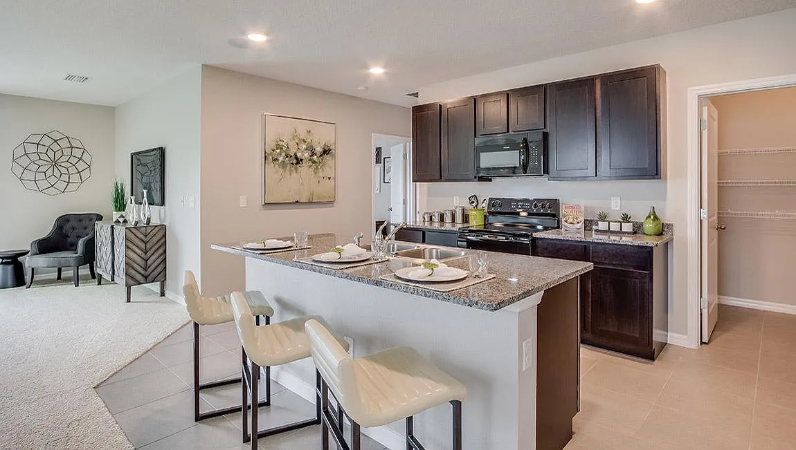 Kitchen - 16850 Trite Bend St