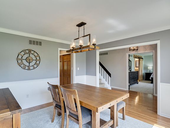 4th image of 788 Grace Dr