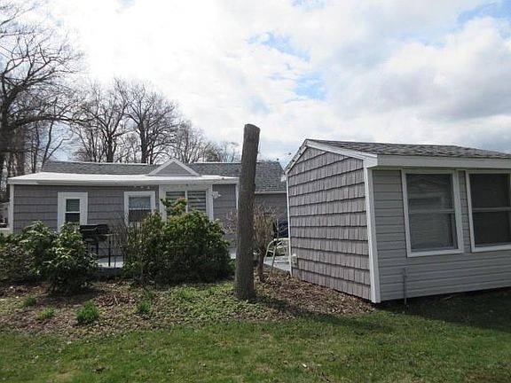 4th image of 23709 1st Ave