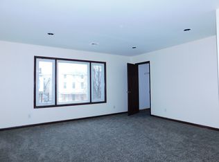 61 Waverly St #2, Jersey City, NJ 07306