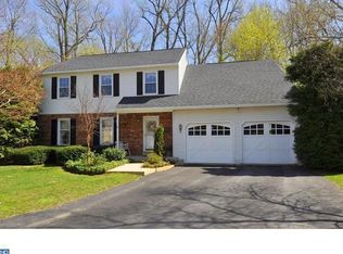 8 Harrow Cir, Wayne, PA 19087