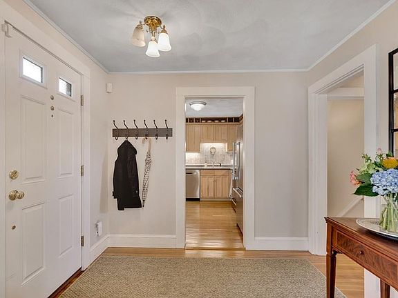 2nd image of 437 Highland Ave