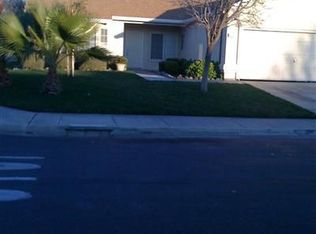 878 La Mesa Ln, Los Banos, CA 93635