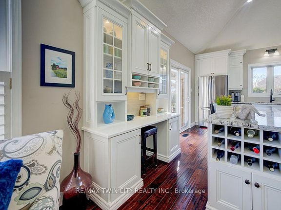 3rd image of 640 Heathcliffe Pl