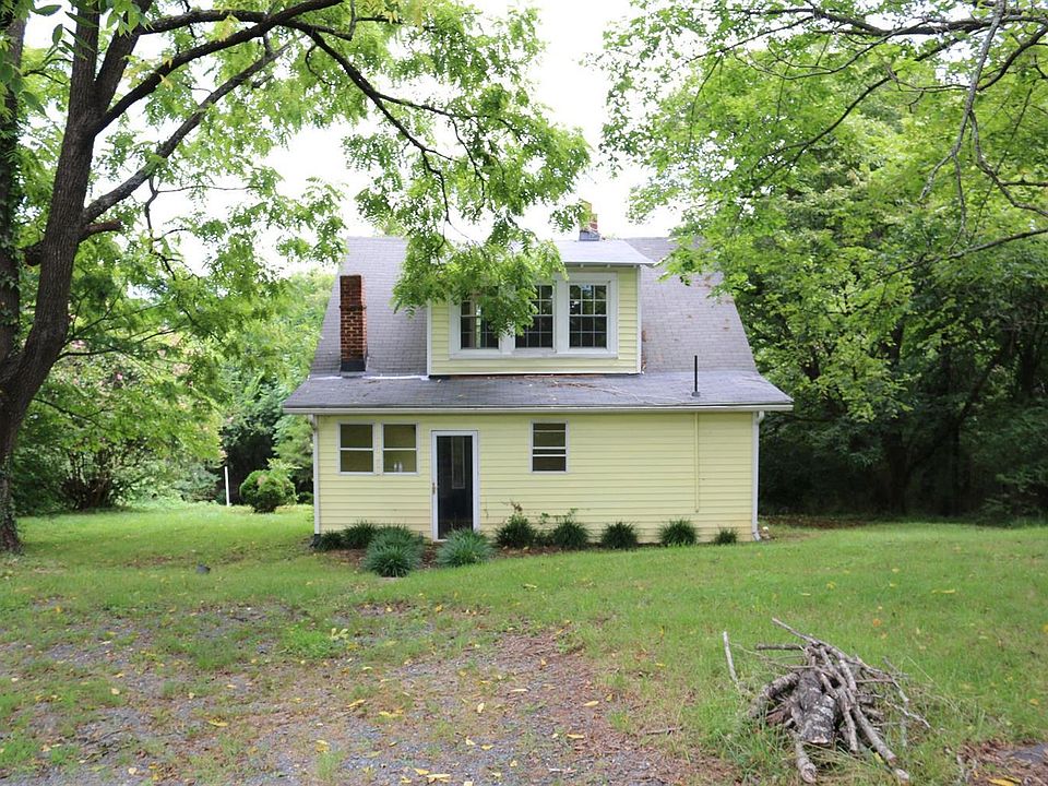 1st image of 113 Spinner St