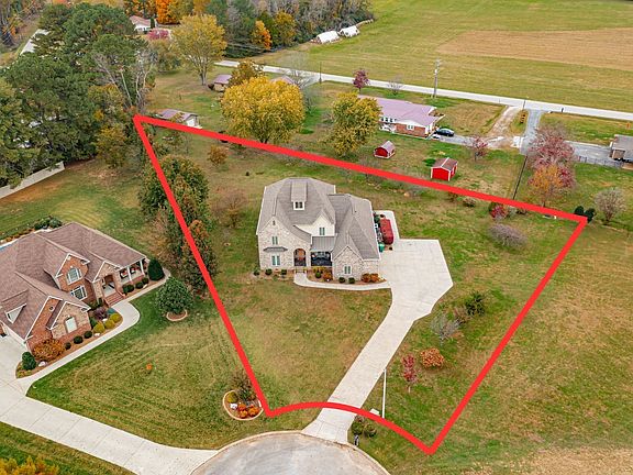 2nd image of 356 Ridgecrest Dr