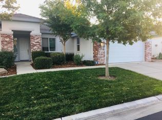 2516 Emerald Lake Ln, Elk Grove, CA