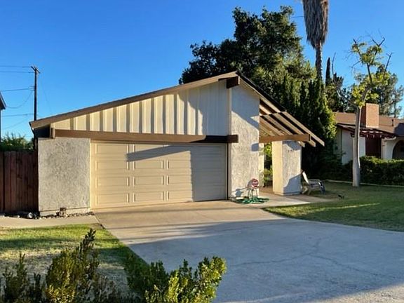 2nd image of 2152 Brigden Rd