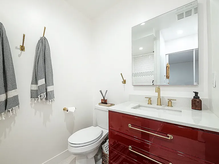 1885 Pariva Dr — Photo 25
