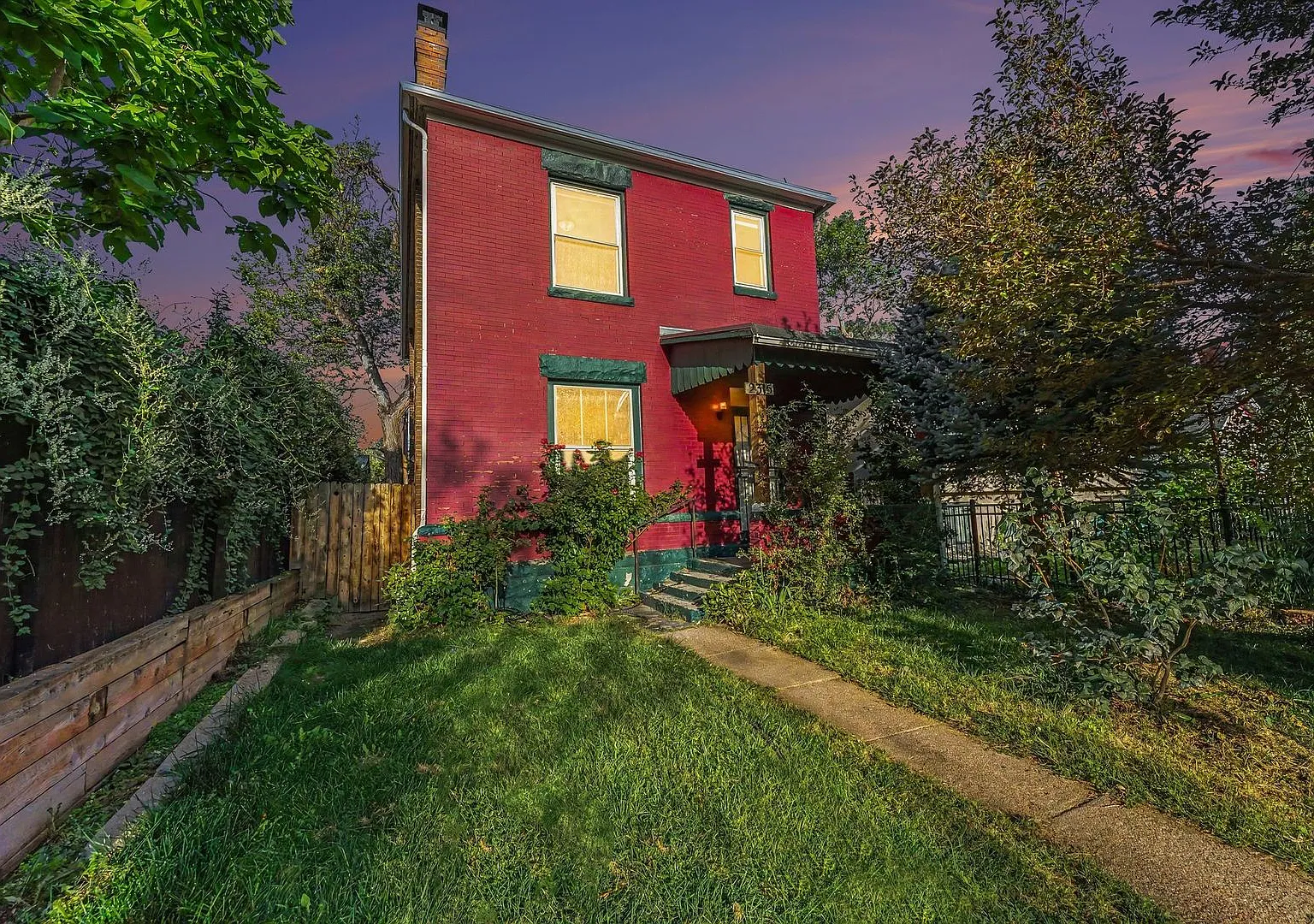 Spacious 4BR/2BA Historic Home | 2,500 Sq Ft | Fenced Yard — Photo 2