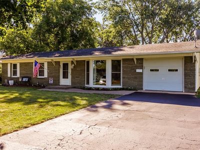 451 Meadowbriar Rd, Rochester, NY, 14616