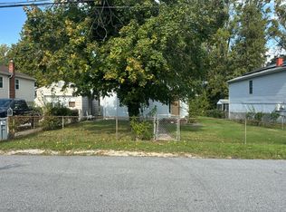 250 Arundel Rd, Pasadena, MD 21122