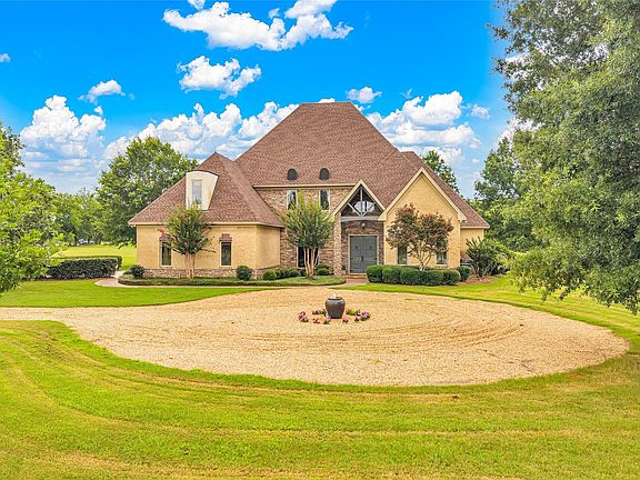 2nd image of 3861 Wallahatchie Rd