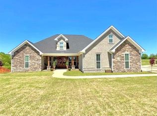 214 Chestnut Oak Dr, Florence, AL 35633