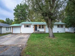 202 Grand St, Lamar, MO 64759