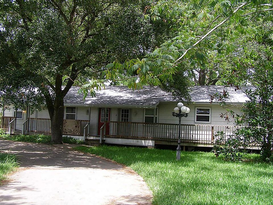 2nd image of 10734 Highway 6