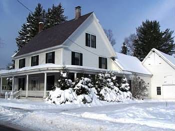 2nd image of 14 Pleasant St