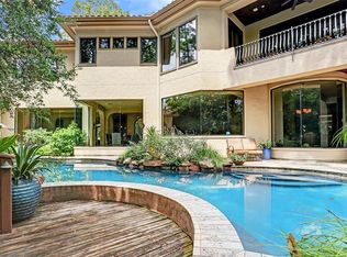 10931 Wickwild St, Houston, TX 77024