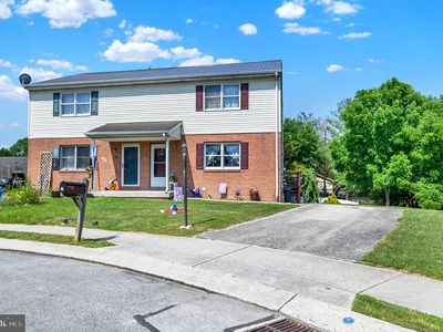 64 Town Cir, Abbottstown, PA, 17301