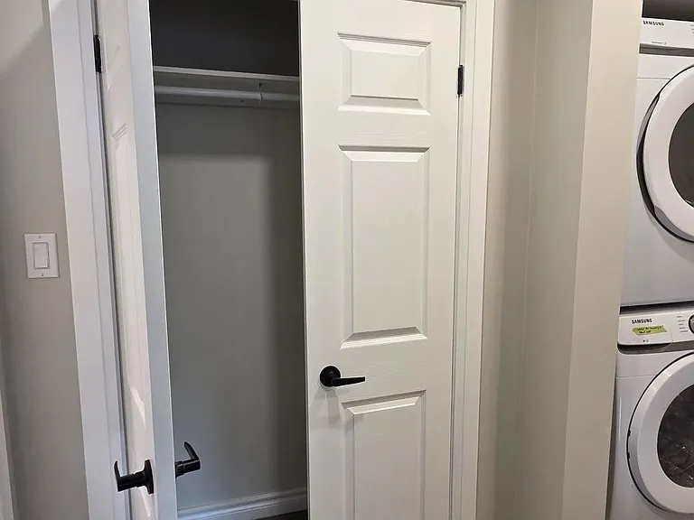 793 Broadview Ave #1 — Photo 20