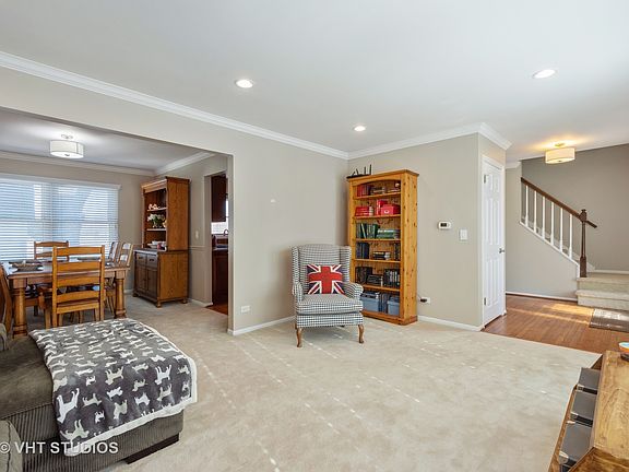 4th image of 110 Birmingham Pl